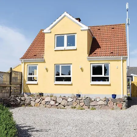 Holiday home Three-bedroom In *