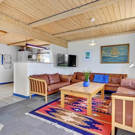 Stunning Home In Bagenkop With Kitchen *